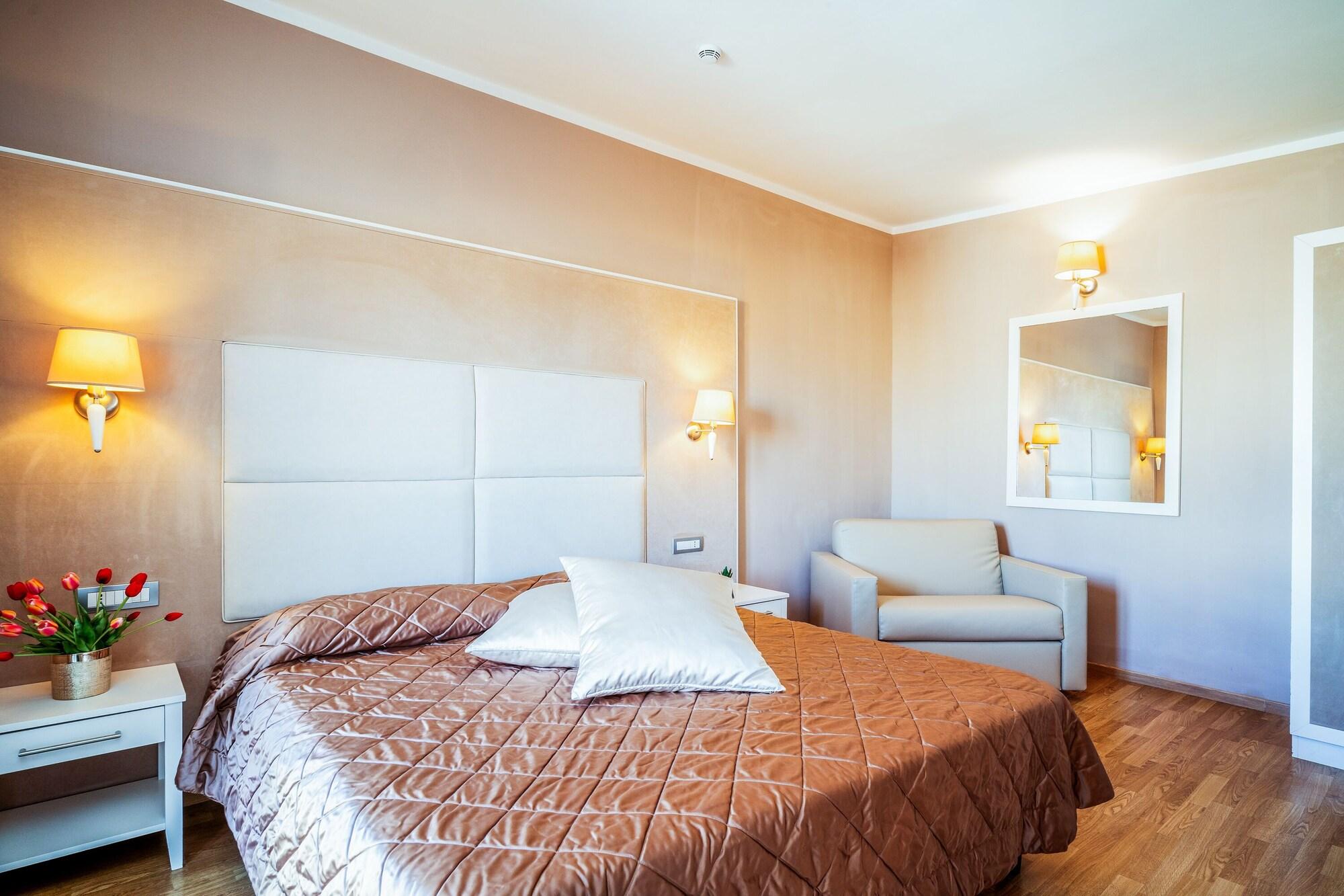 Hotel Centrale أولبيا المظهر الخارجي الصورة
